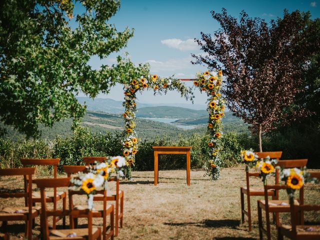 Il matrimonio di Andrea e Veronika a Caprese Michelangelo, Arezzo 4