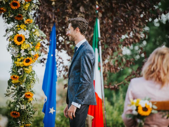 Il matrimonio di Andrea e Veronika a Caprese Michelangelo, Arezzo 9