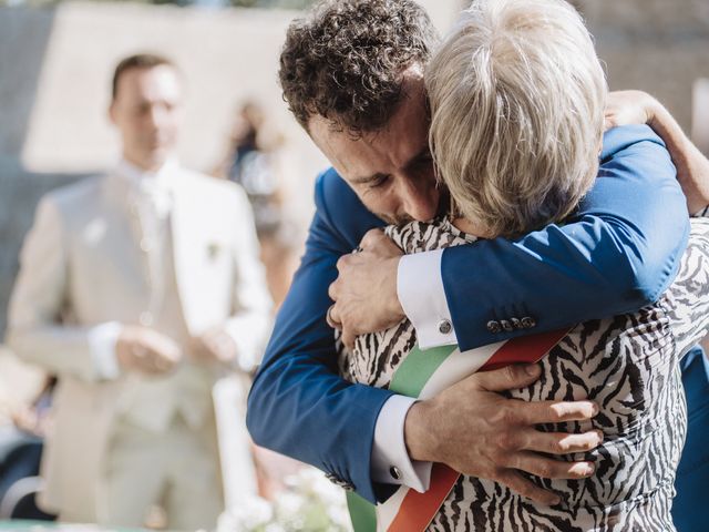 Il matrimonio di Alessandro e Francesco a Piombino, Livorno 32