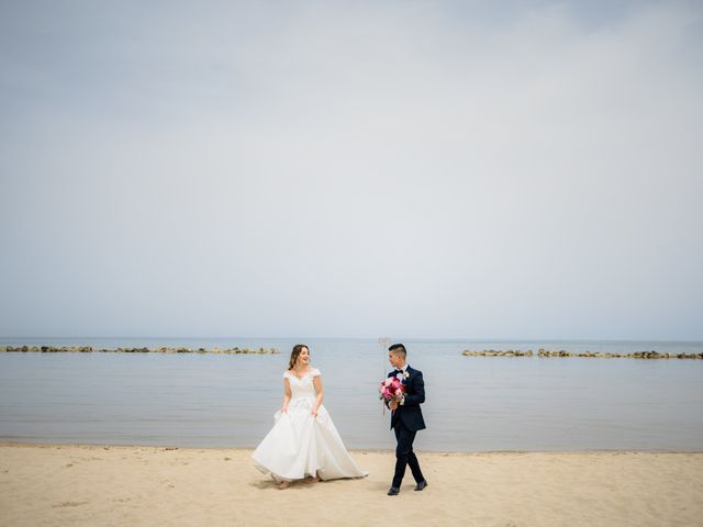 Il matrimonio di Jonathan e Sara a Montesilvano, Pescara 3