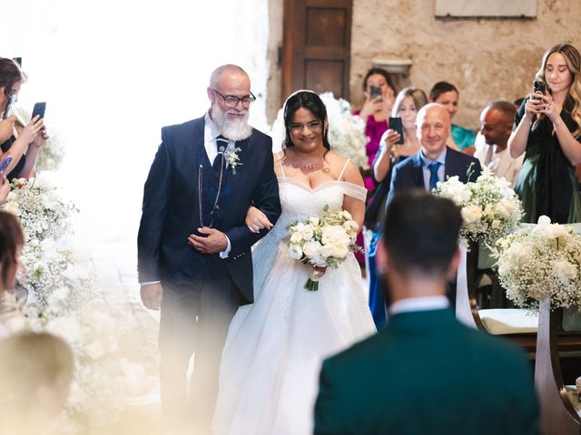 Il matrimonio di DARIO e CELESTE a Bracciano, Roma 34