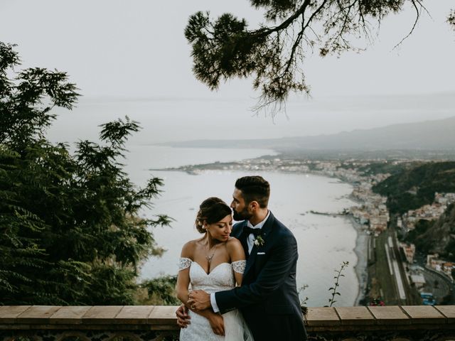 Il matrimonio di Veronica e Pierluigi a Taormina, Messina 1