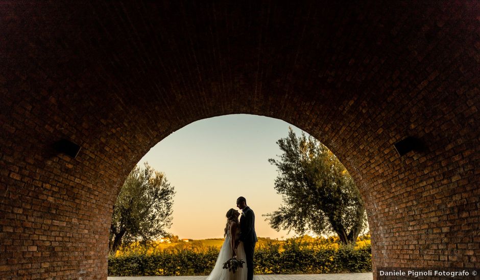 Il matrimonio di Mariaelena e Nicola a Orsogna, Chieti