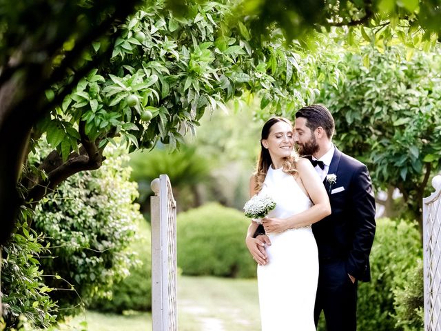 Il matrimonio di Francesco e Isabella a Castellammare di Stabia, Napoli 2