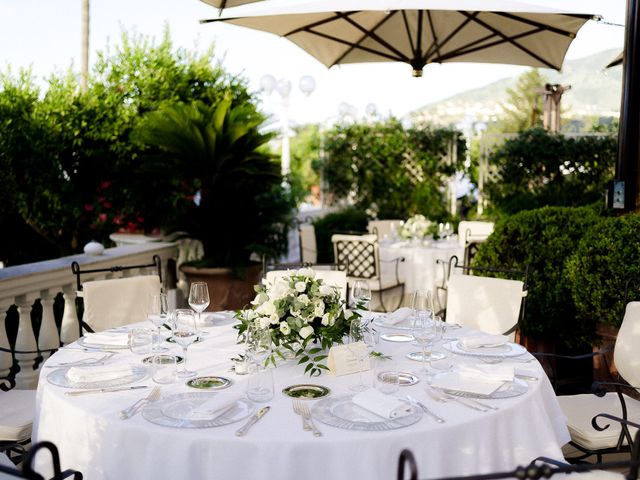 Il matrimonio di Francesco e Isabella a Castellammare di Stabia, Napoli 36