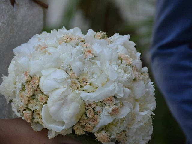 Il matrimonio di Giovanni e Annalisa a Trecase, Napoli 1