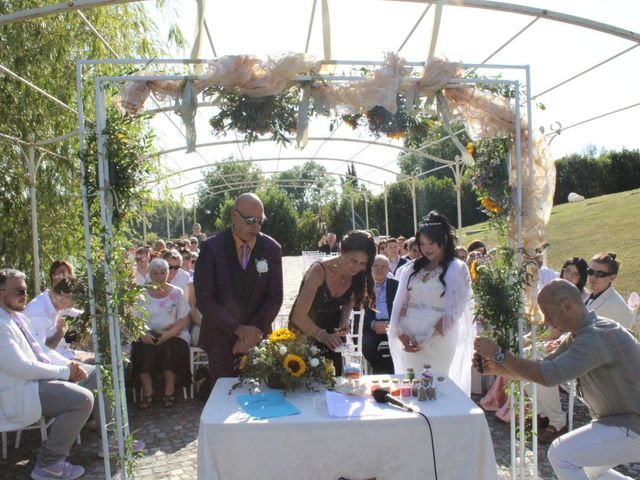 Il matrimonio di Massimo  e Clara  a Montaione, Firenze 11