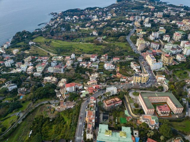 Il matrimonio di Antonio e Monica a Napoli, Napoli 17