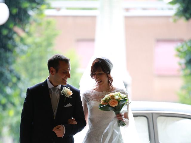 Il matrimonio di Davide e Roberta a Garbagnate Milanese, Milano 6