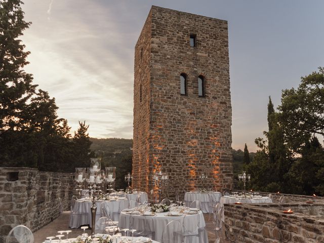 Il matrimonio di Luigi e Adele a Gubbio, Perugia 128