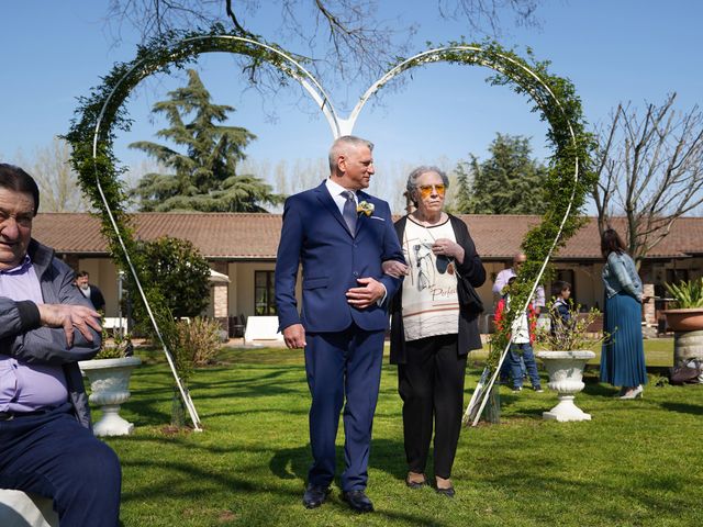 Il matrimonio di Livio e Erika a Scaldasole, Pavia 36