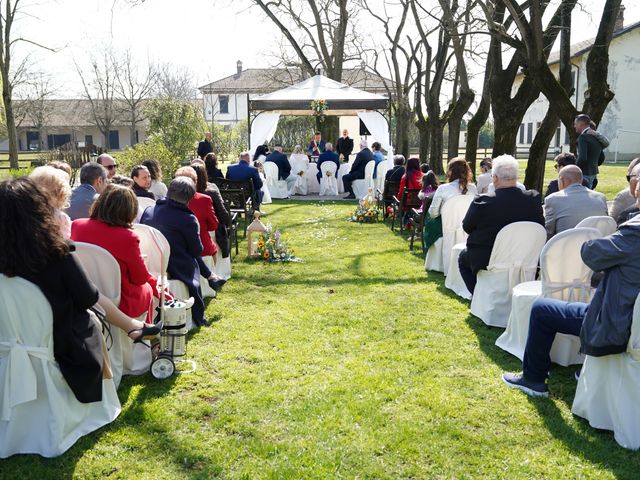Il matrimonio di Livio e Erika a Scaldasole, Pavia 42