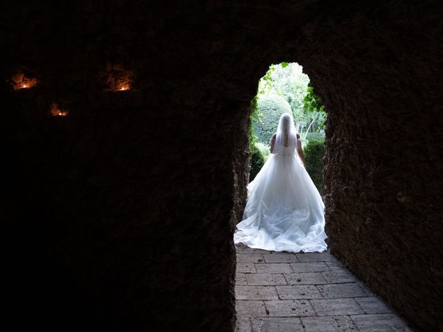 Il matrimonio di Marina e Charlie a Porto Mantovano, Mantova 6