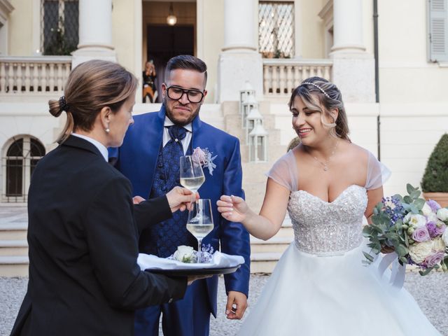 Il matrimonio di Marina e Charlie a Porto Mantovano, Mantova 15