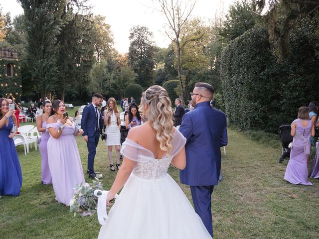 Il matrimonio di Marina e Charlie a Porto Mantovano, Mantova 17