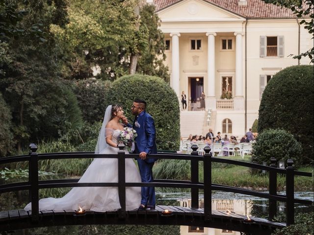 Il matrimonio di Marina e Charlie a Porto Mantovano, Mantova 113