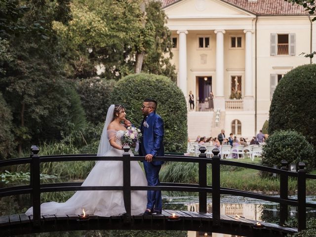 Il matrimonio di Marina e Charlie a Porto Mantovano, Mantova 114