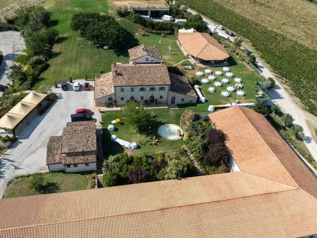 Il matrimonio di Stefano e Antonia a Urbisaglia, Macerata 7