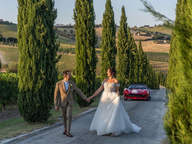 Il matrimonio di Stefano e Antonia a Urbisaglia, Macerata 32