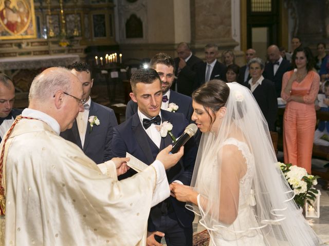 Il matrimonio di Luca e Elisa a Montichiari, Brescia 11