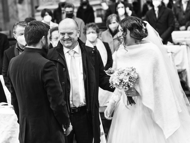 Il matrimonio di Enrico e Elisabetta a Villa Carcina, Brescia 11
