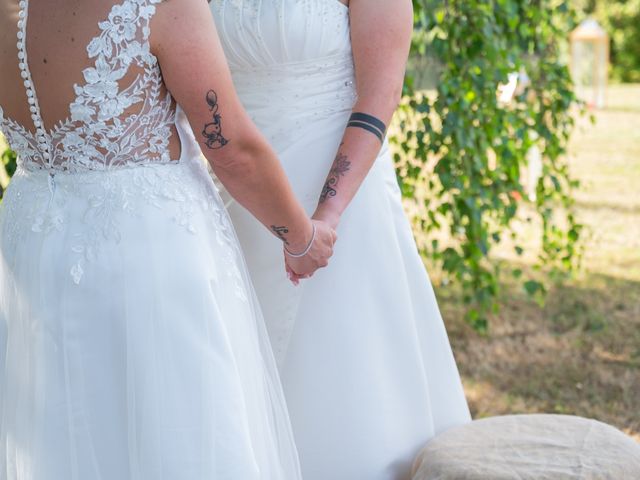 Il matrimonio di Giusi e Elisa a Pombia, Novara 13