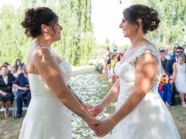 Il matrimonio di Giusi e Elisa a Pombia, Novara 15