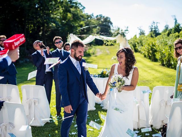 Il matrimonio di Mattia e Luana a Viverone, Biella 30