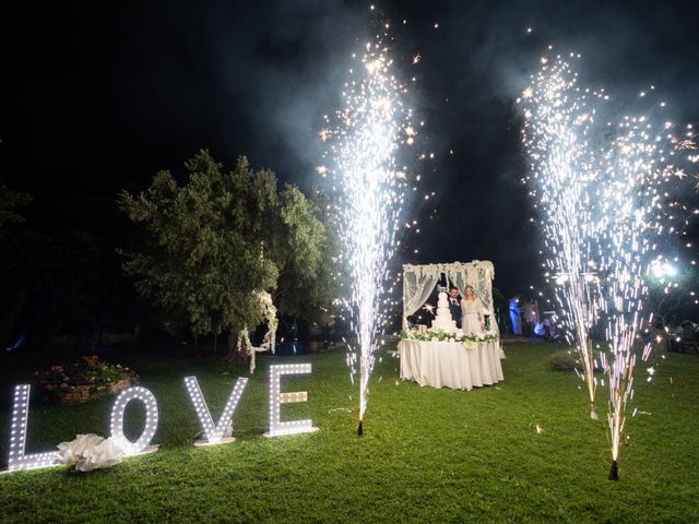 Il matrimonio di Giuseppe e Tonia a Isola di Capo Rizzuto, Crotone 32