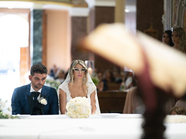 Il matrimonio di Giuseppe e Tonia a Isola di Capo Rizzuto, Crotone 11