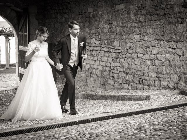 Il matrimonio di Mattia e Martina a Angera, Varese 21