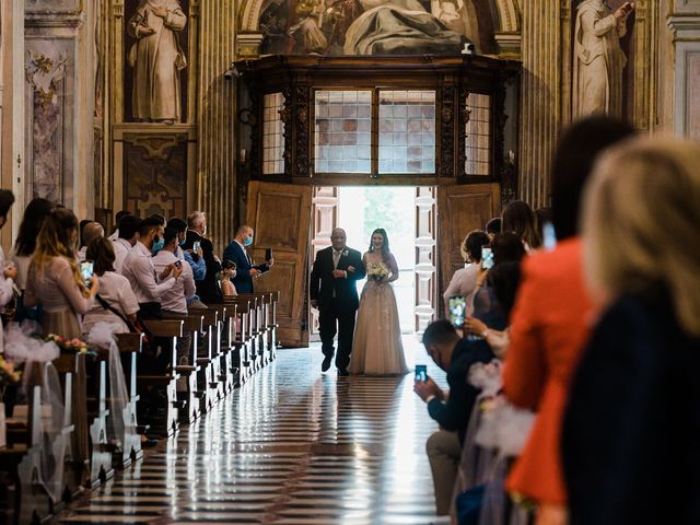 Il matrimonio di Alessandro e Chiara a Erba, Como 27