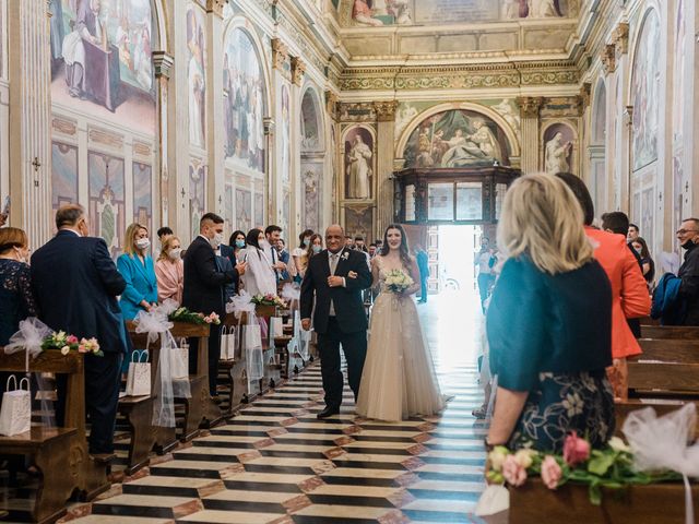 Il matrimonio di Alessandro e Chiara a Erba, Como 28