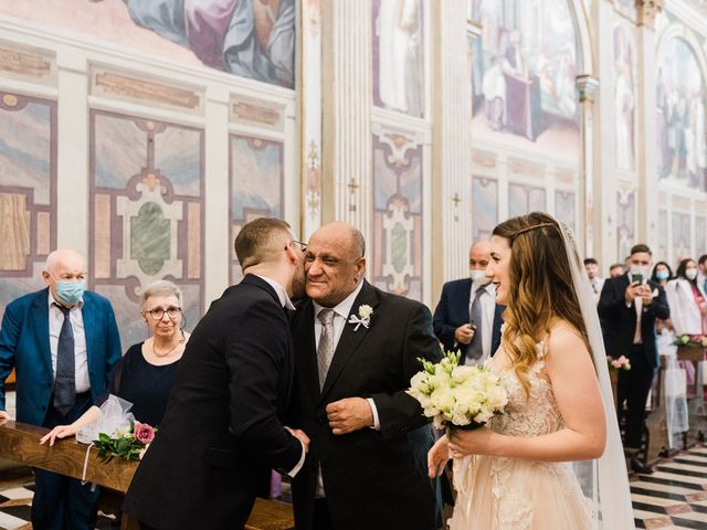 Il matrimonio di Alessandro e Chiara a Erba, Como 30