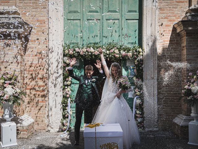 Il matrimonio di Yuliya e Gianluca a Corinaldo, Ancona 22