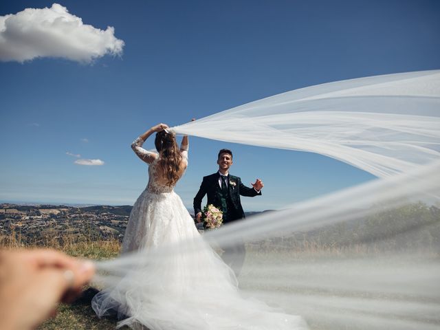 Il matrimonio di Yuliya e Gianluca a Corinaldo, Ancona 23