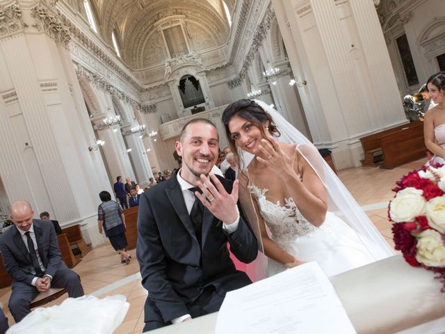 Il matrimonio di Claudio e Tania a Offida, Ascoli Piceno 9