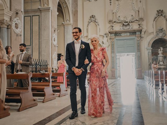 Il matrimonio di Daniele e Vittoria a Martina Franca, Taranto 32