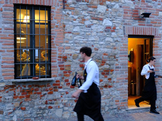 Il matrimonio di Jonathan e Laura a Ziano Piacentino, Piacenza 58