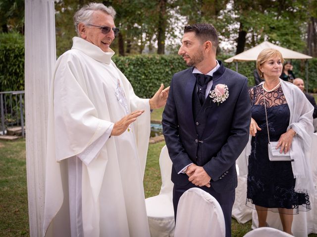Il matrimonio di Maurizio e Sara a Cogliate, Monza e Brianza 11