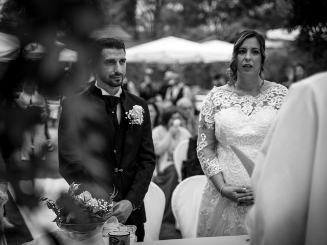 Il matrimonio di Maurizio e Sara a Cogliate, Monza e Brianza 18