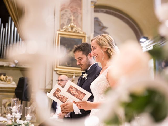 Il matrimonio di Davide e Paola a Castelnuovo Bocca d&apos;Adda, Lodi 42