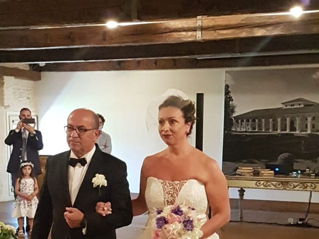 Il matrimonio di Denis e Valentina  a Gorgo al Monticano, Treviso 3