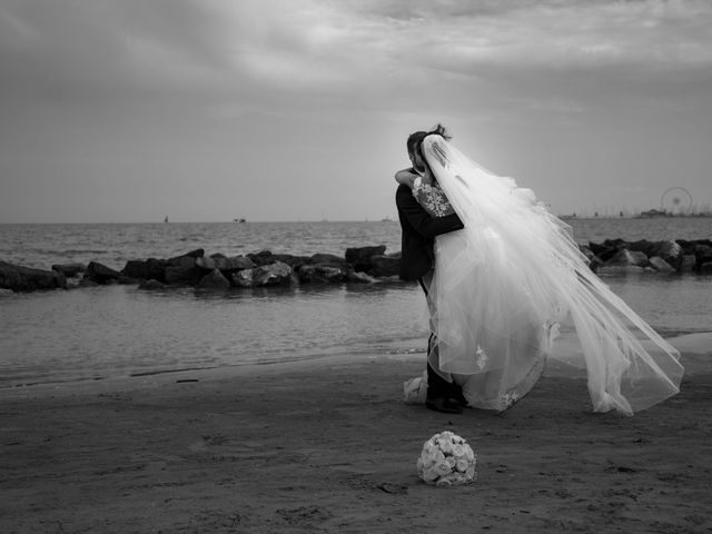 Il matrimonio di Michele e Maddalena a Rimini, Rimini 16