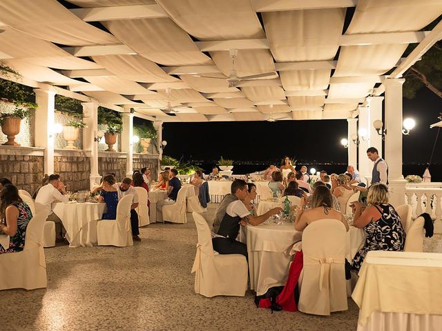 Il matrimonio di John e Corrina a Positano, Salerno 29