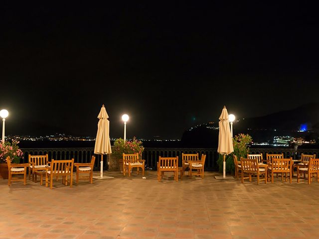 Il matrimonio di John e Corrina a Positano, Salerno 31