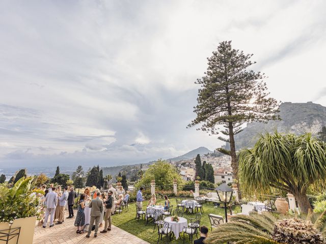 Il matrimonio di Zachary e Hannah a Taormina, Messina 10