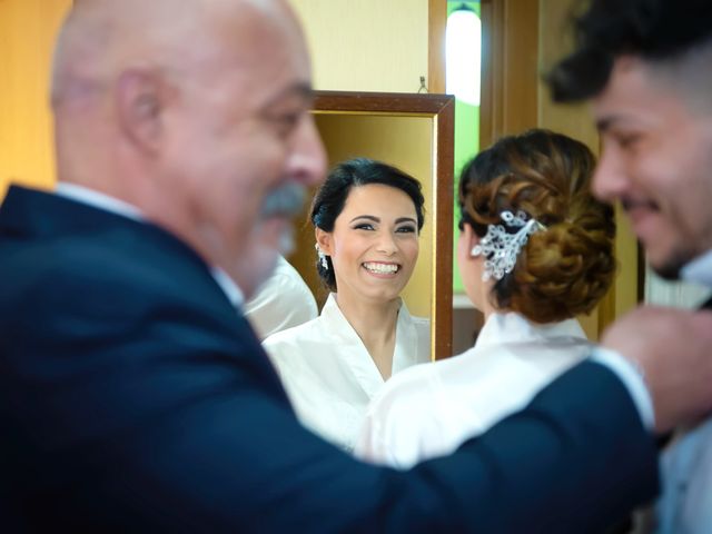 Il matrimonio di Michele e Enza a Crispano, Napoli 7