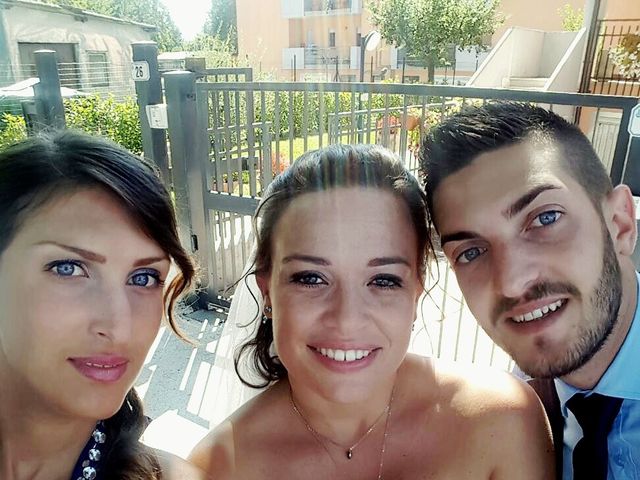 Il matrimonio di Valerio e Ilaria a Porto San Giorgio, Fermo 4