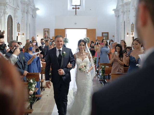 Il matrimonio di Pasquale e Serena a Belvedere di Spinello, Crotone 15